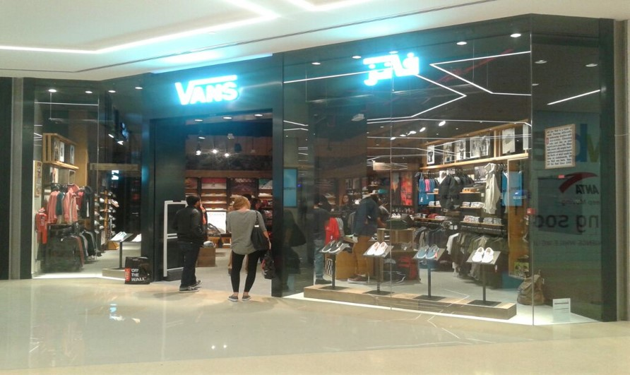 vans deira city center